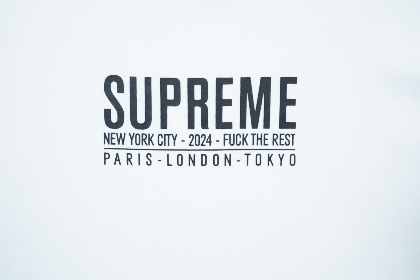 Supreme T-shirt