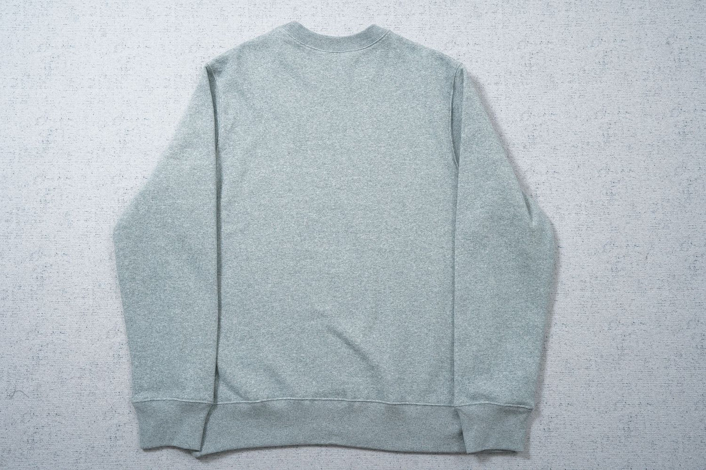 Supreme sweatshirt round neck