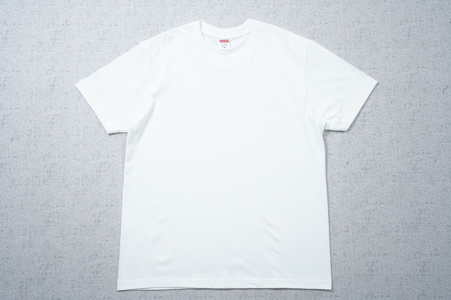 Supreme T-shirt