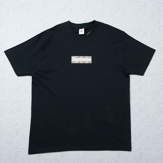 Supreme T-shirt