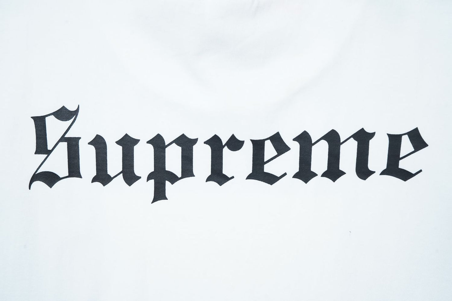 Supreme T-shirt