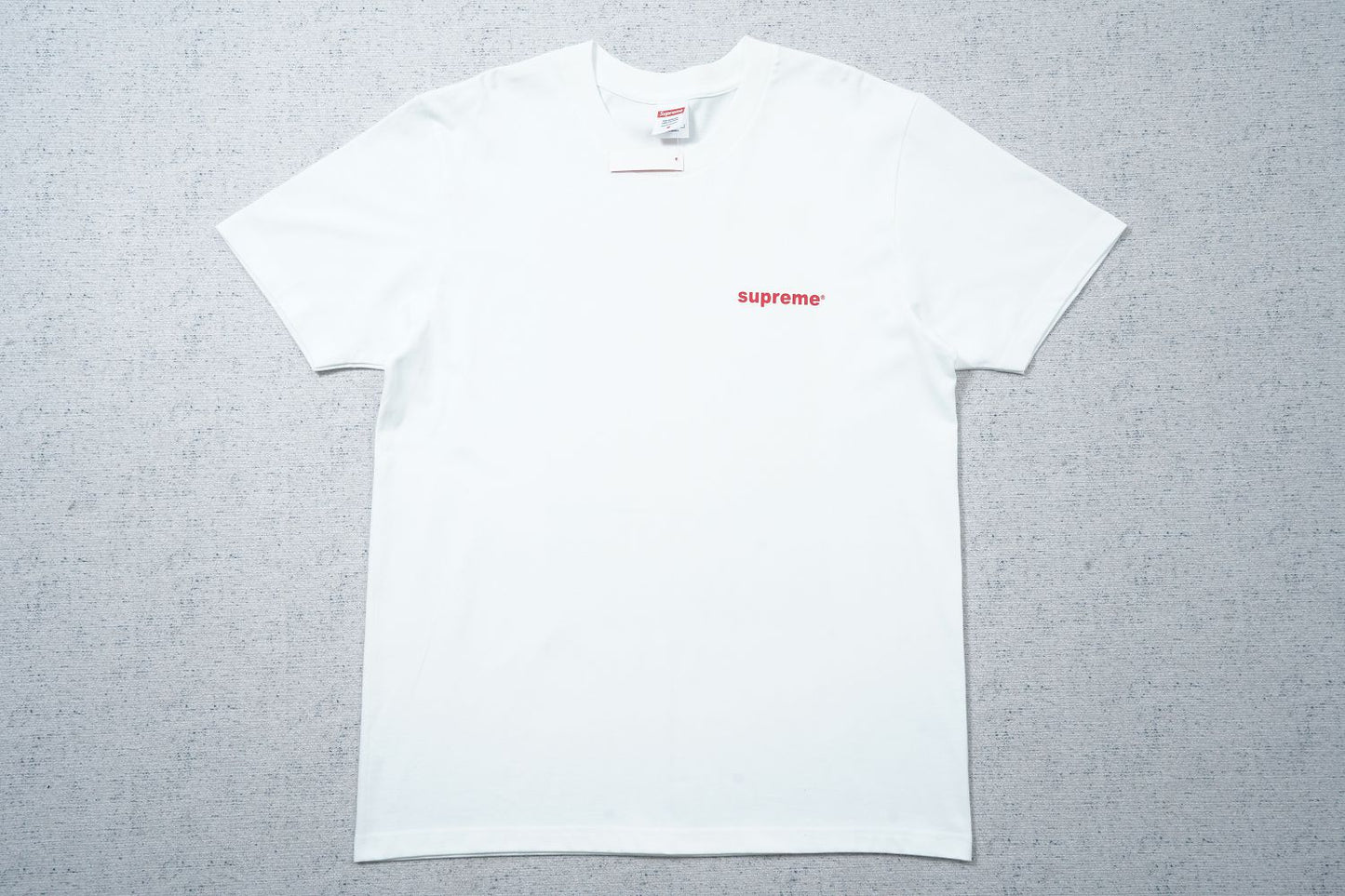 Supreme T-shirt