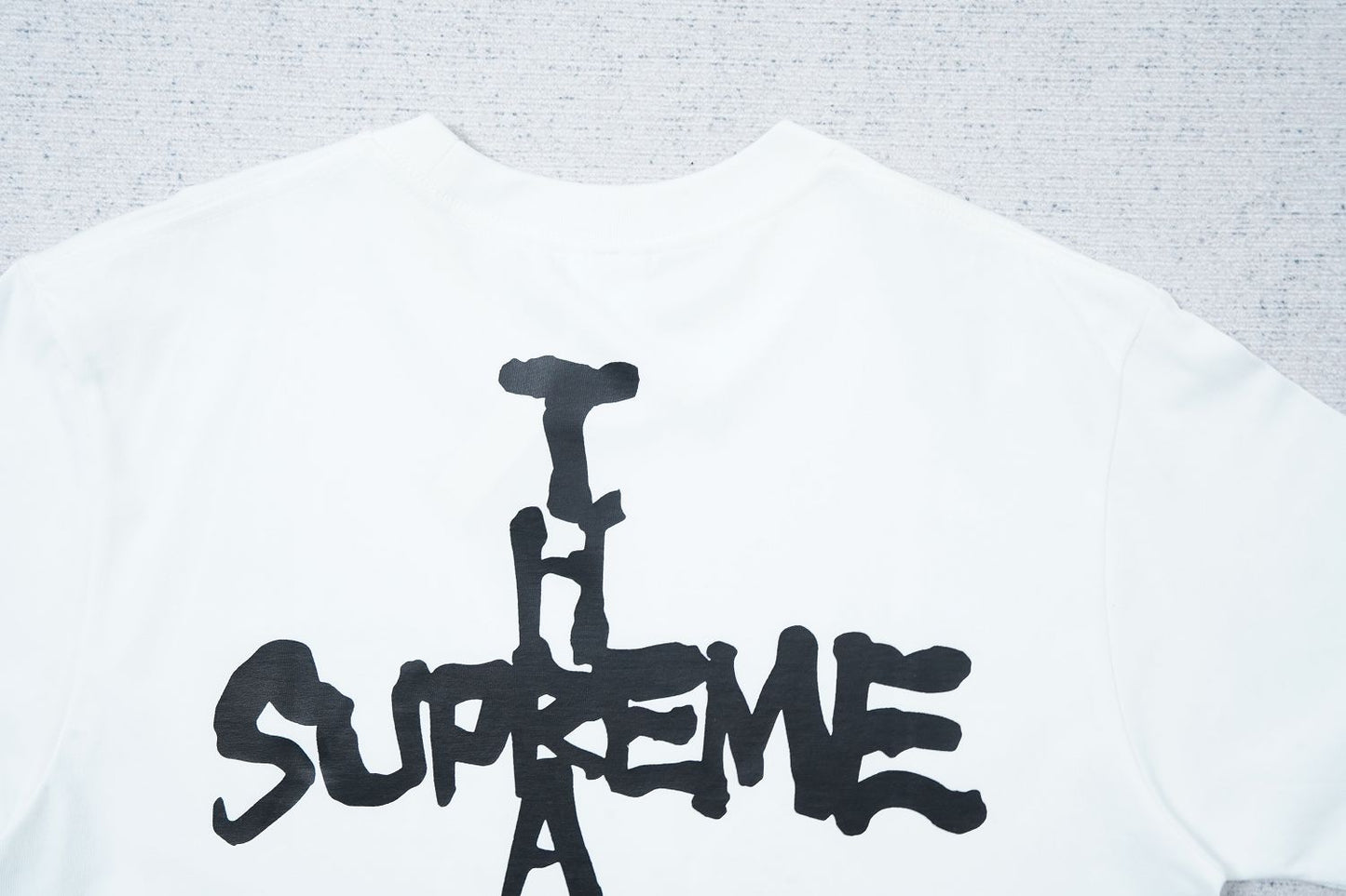 Supreme T-shirt