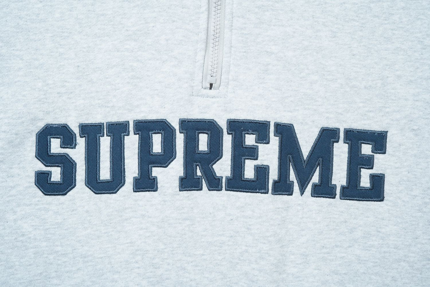Supreme sweatshirt crew neck