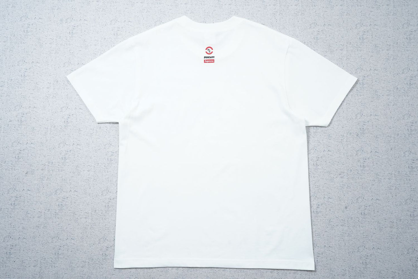 Supreme T-shirt