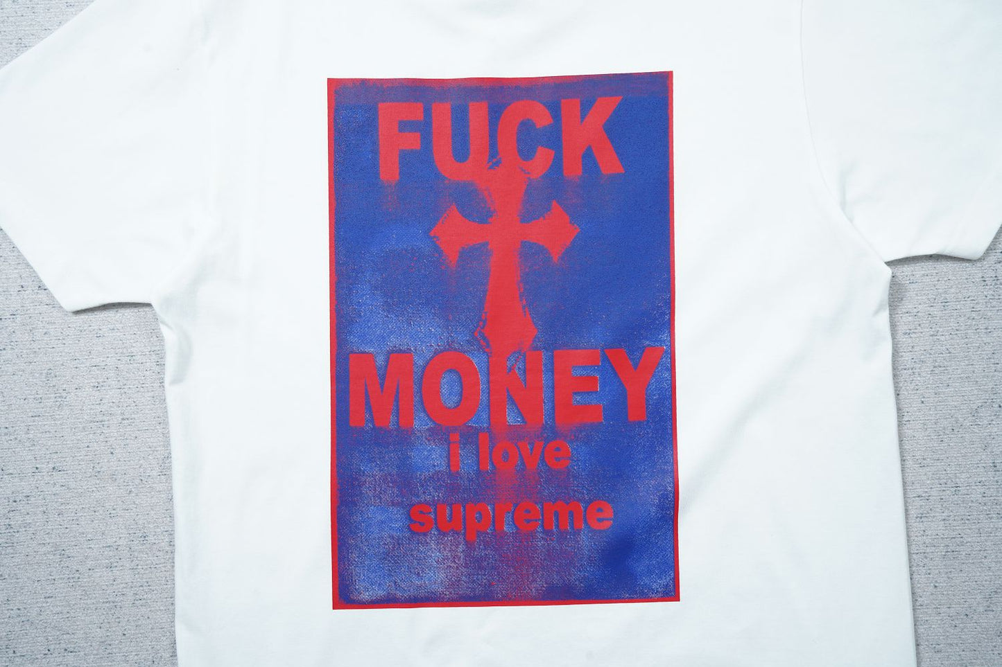 Supreme T-shirt