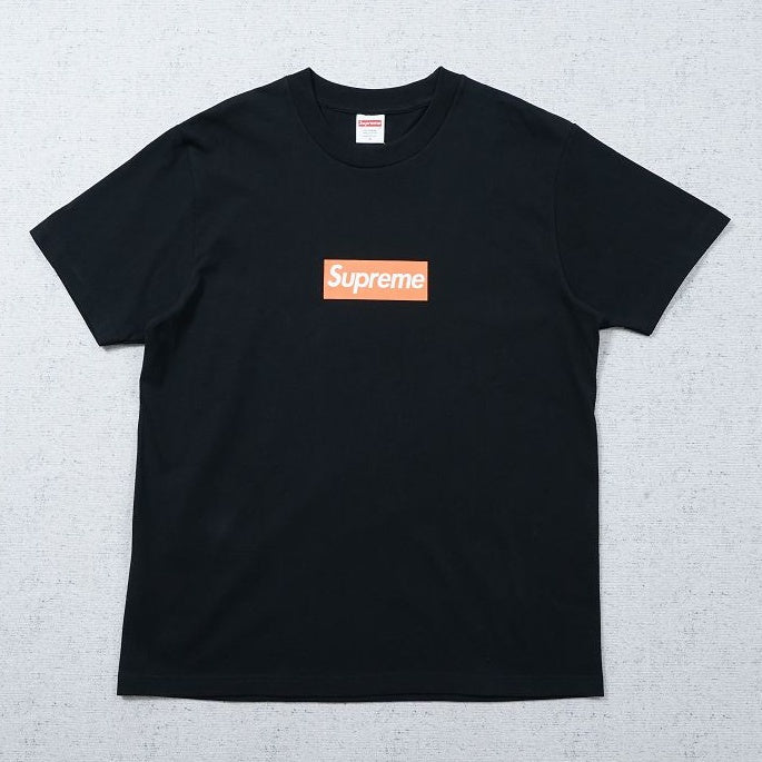Supreme T-shirt
