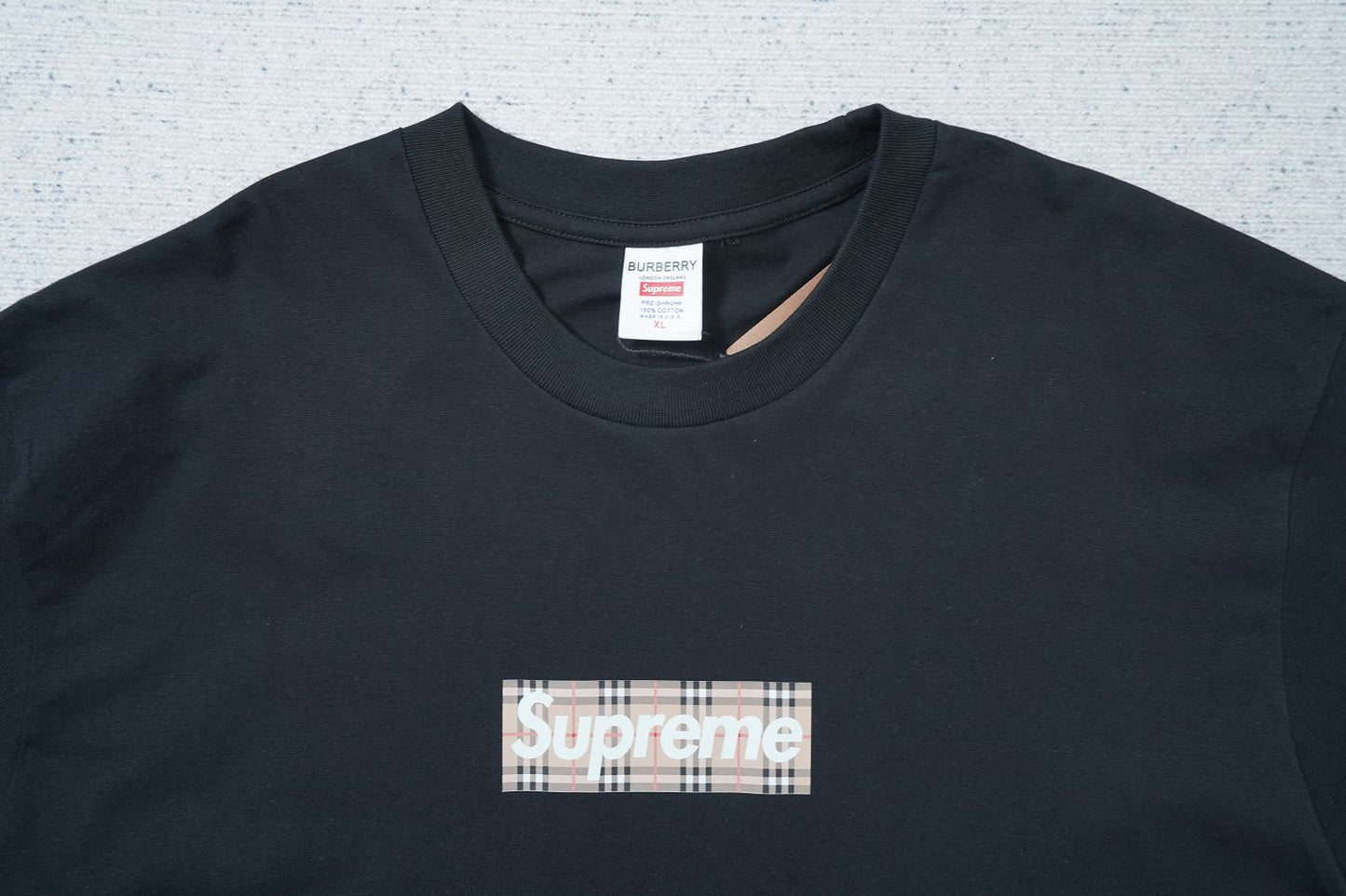 Supreme T-shirt