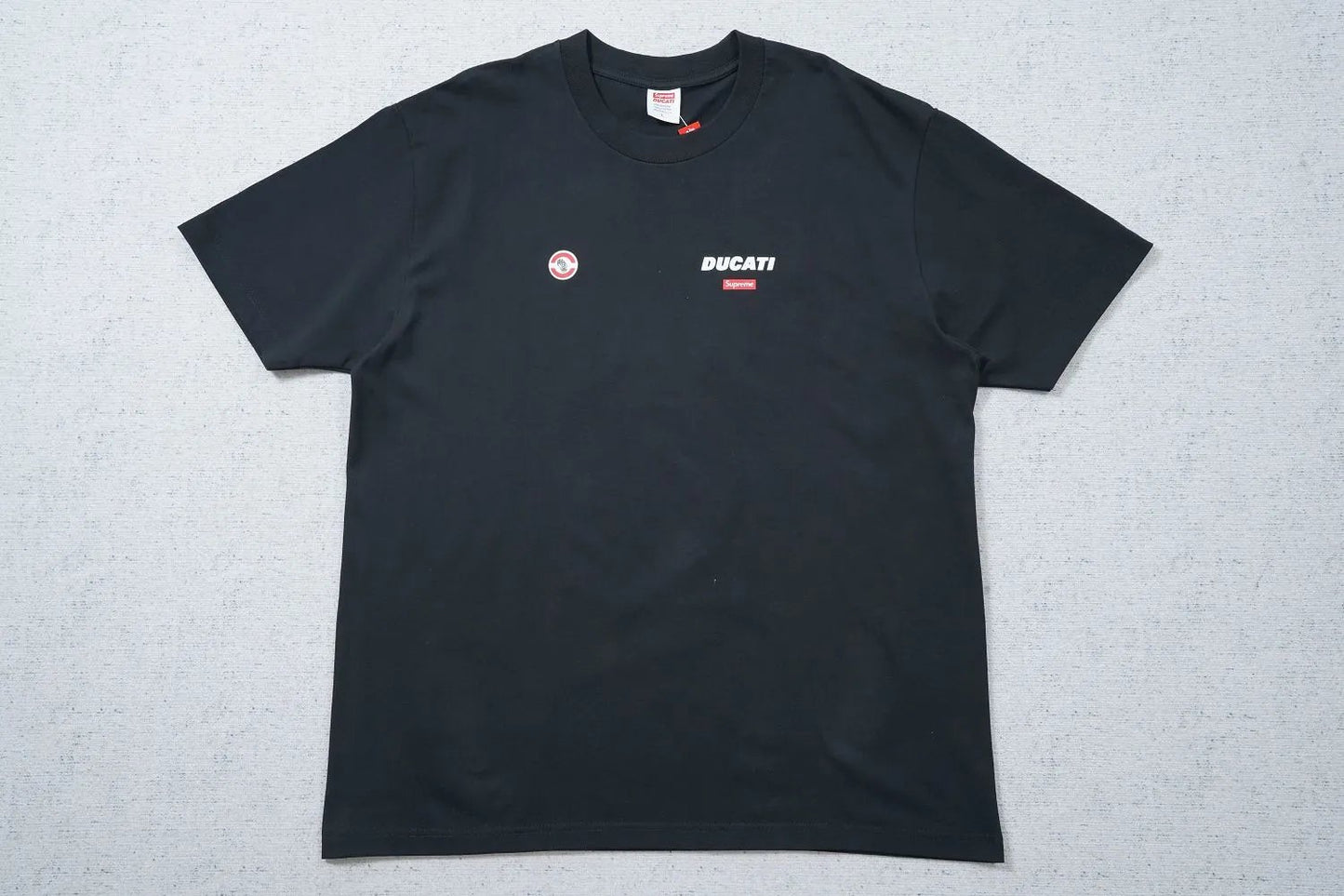 Supreme T-Shirt