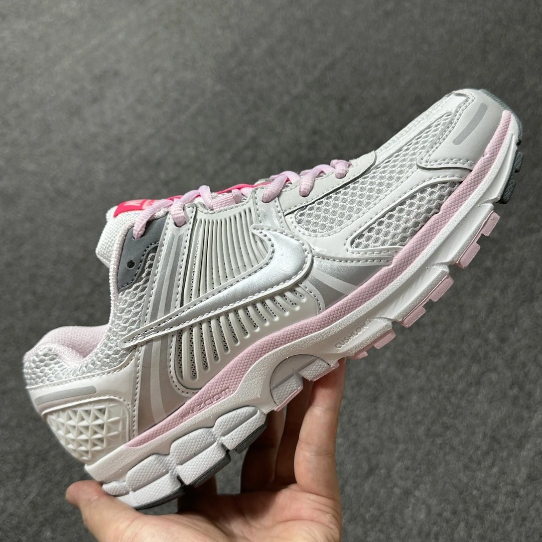 NK Air Zoom Vomero 5 Serie Fomoro